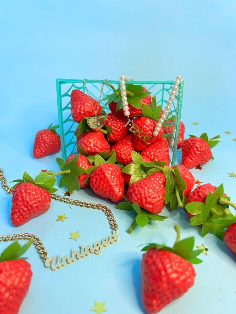 Feral Pearl Necklace: Gold