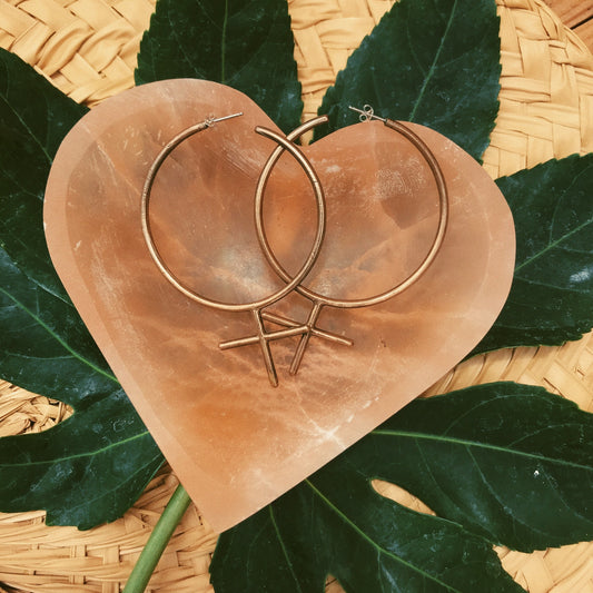 LAST PAIR-SALE-Birth of Venus Hoop Earrings ✿ Brass