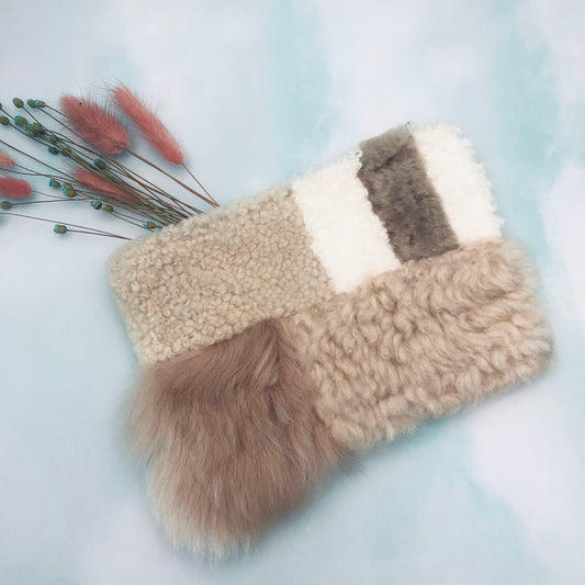 Tofu Shearling Pouch ✿ Primecut